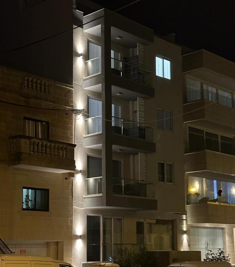Skylark 2 Apartment With Terrace Is-Swieqi Εξωτερικό φωτογραφία